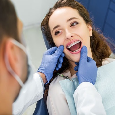 أطباء تقويم الأسنان في الرياض