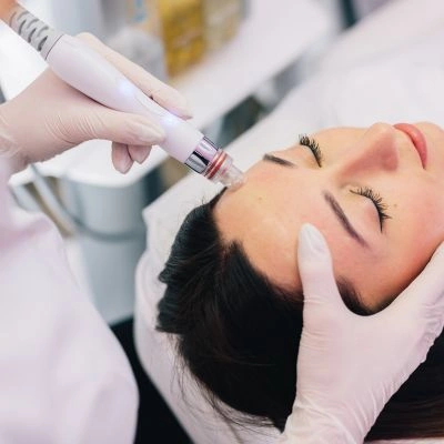 Hydrafacial vs. Microneedling Which One’s Right for You